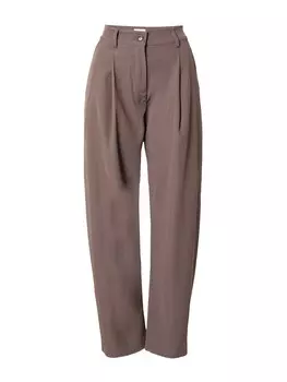Свободные брюки со складками спереди Weekday Terra, шоколад