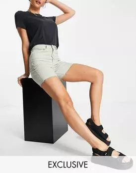 Свободные джинсовые шорты Reclaimed Vintage