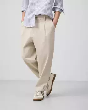 Свободные мужские джинсы цвета экрю с итальянскими карманами Adolfo Dominguez, цвет Crudo