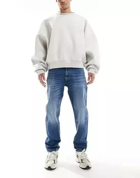 Свободные зауженные джинсы Isaac темного цвета Tommy Jeans