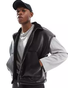 Свободный жилет из искусственной кожи с подкладкой из искусственного меха черного цвета ASOS DESIGN