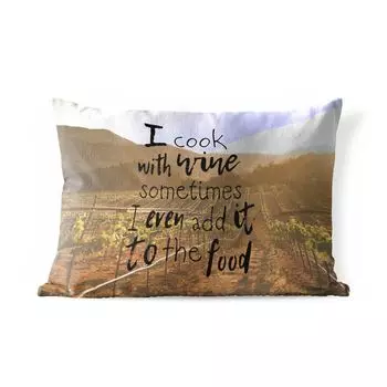 [T] Подушка для улицы MuchoWow — Quote Wine «Я готовлю с вином. Иногда даже добавляю к ужину с виноградником - 50х30 см - Устойчивость к атмосферным воздействиям - Подушка для отдыха - Чехол на подушку - Хлопчатобумажная ткань - Декоративные чех...
