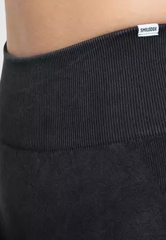 Тайтсы BATIK RUTH Smilodox, черный