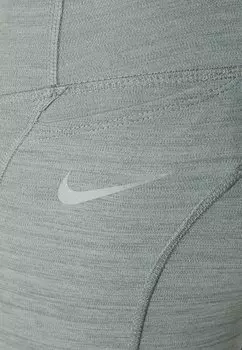 Тайтсы Nike