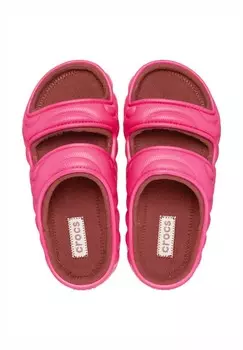 Тапочки CLASSIC COZZZY OVERPUFF Crocs, розовый