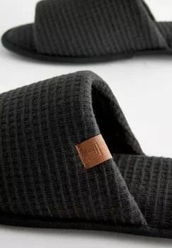 Тапочки PADDED TEXTURED Next, черный