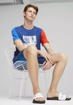 Тапочки пляжные Motorsport Logo Leadcat 2.0 Puma, белые черные