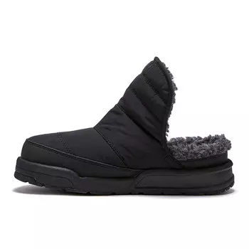 Тапочки пуфли New Balance, черный