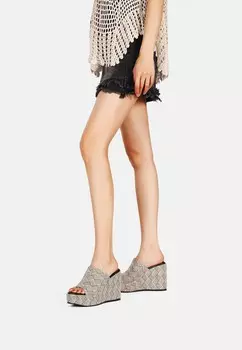 Тапочки Queen Helena, черный