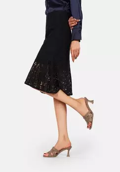 Тапочки Queen Helena, коричневый