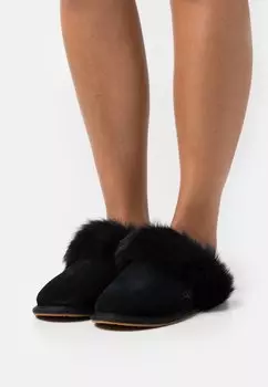 Тапочки SCUFF SIS UGG, черный