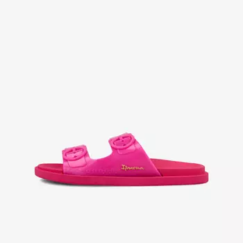 Тапочки следуют за детьми Ipanema