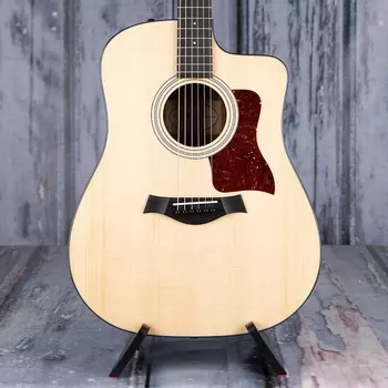 Taylor 210ce Plus акустический/электрический, натуральный Taylor 210ce Plus /Electric,