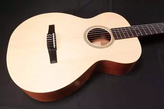 Taylor Academy Series A12eN GC Нейлон с чехлом - 287 Academy 12e-N