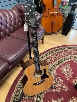 Taylor GA Acoustic/Electric V-Class W/Case 2021 Natural
