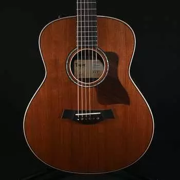 Taylor Limited GT811e Грузило из красного дерева/палисандра с сумкой Limited GT811e Sinker Redwood/ Rosewood with Bag