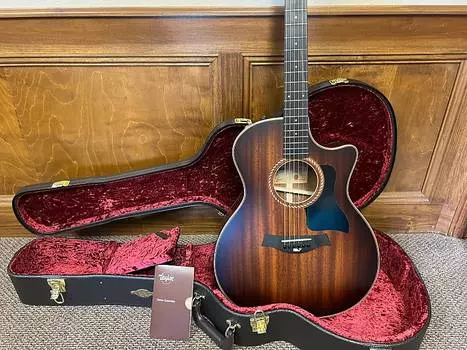 Taylor x Vineyard Vines Acoustic 324ce - редкие Vineyard Vines 324ce