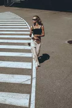Технический укороченный топ ZARA, черный