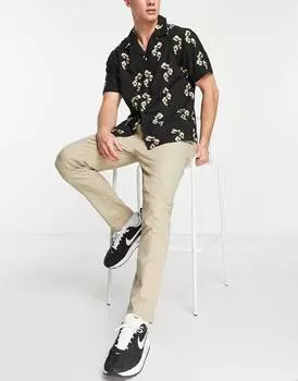 Темно-бежевые брюки чинос скинни с эластичной талией ASOS DESIGN