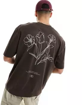 Темно-коричневая футболка оверсайз с цветочным принтом на спине ASOS DESIGN
