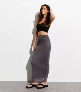 Темно-серая длинная юбка в сеточку с оборками по краю New Look, темно-серый