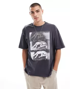 Темно-серая футболка оверсайз с принтом спереди ASOS DESIGN