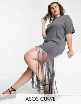 Темно-серое платье-футболка оверсайз с бахромой по краю ASOS DESIGN Curve