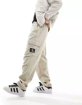 Темно-серые брюки-карго Calvin Klein Jeans Essential Regular