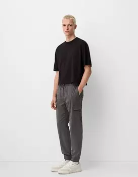 Темно-серые брюки прямого кроя Bershka