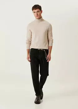 Темно-серые джинсовые брюки стандартного кроя с поясом White Sand