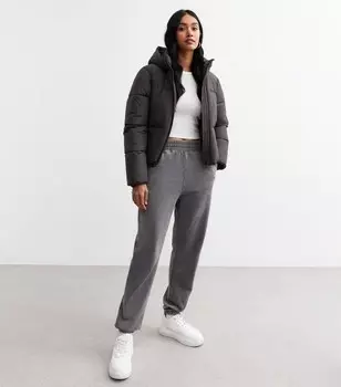 Темно-серые джоггеры с манжетами кислотной стирки New Look, темно-серый