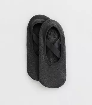 Темно-серые носки для йоги с пяткой New Look, темно-серый