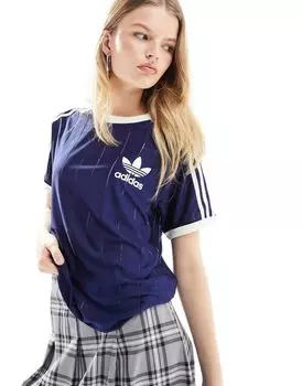 Темно-сине-белая футболка с тремя полосками adidas