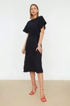 Темно-синее тканое платье с поясом и воланами TWOSS22EL1133 Trendyol, темно-синий