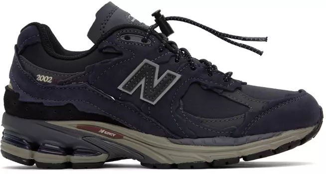 Темно-синие кроссовки New Balance 2002R