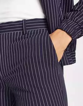 Темно-синие однотонные узкие брюки в тонкую полоску ASOS