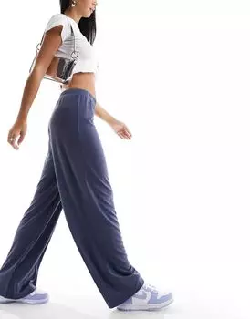 Темно-синие повседневные мягкие брюки прямого кроя Monki