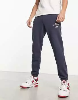 Темно-синие спортивные штаны New Balance Essentials Novelty