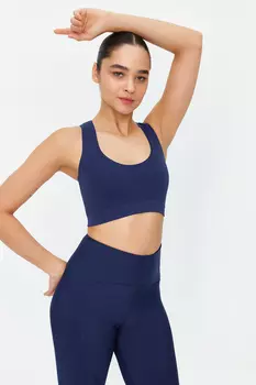 Темно-синий бесшовный спортивный бюстгальтер в рубчик с легкой поддержкой/моделированием Trendyol