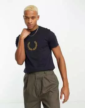 Темно-синяя футболка с изображением лаврового венка Fred Perry