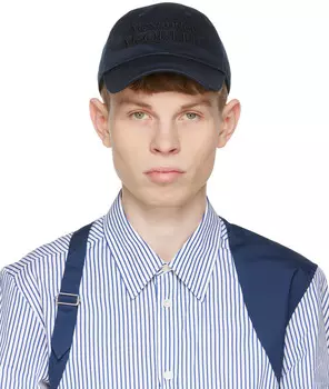 Темно-синяя кепка с логотипом Alexander McQueen