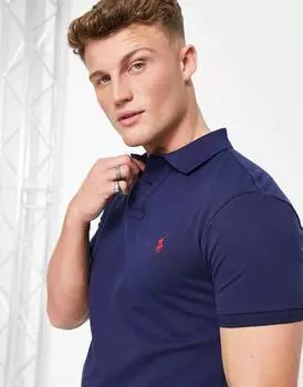Темно-синяя приталенная рубашка-поло из пике с красным логотипом игрока Polo Ralph Lauren