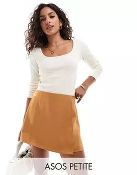 Темно-золотистая атласная юбка с запахом ASOS DESIGN Petite