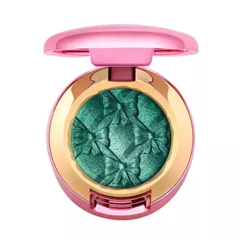 Тени для век, выпущенные ограниченным тиражом Prisma Defiance Eyeshadow Mac Cosmetics, цвет more presents, please
