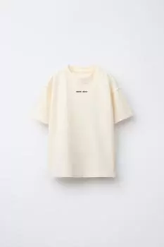 Текстурированная футболка с вышитым текстом ZARA, экрю
