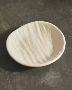 Текстурированная керамическая мыльница Zara Home, экрю