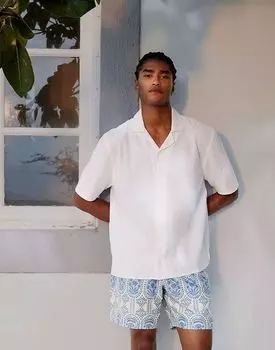 Текстурированная рубашка Hollister с коротким рукавом белого цвета