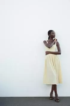 Текстурированное платье миди ZARA, цвет Vanilla