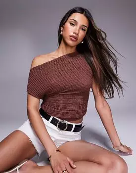 Текстурированный топ с открытыми плечами ASOS DESIGN коричневого цвета