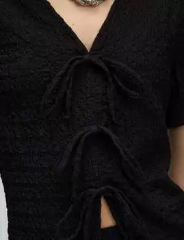 Текстурированный топ с V-образным вырезом и завязкой спереди Marks & Spencer, черный